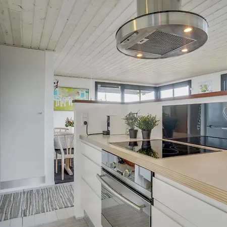 Ferienhaus Stjerne - 300m From The Sea By Interhome *